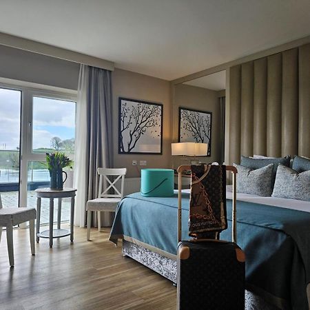 בלינסלו Moycarn Lodge & Marina מראה חיצוני תמונה